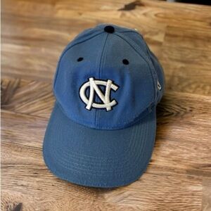 Cap Zephyr The Hat UNC 7 1/8 Light Blue